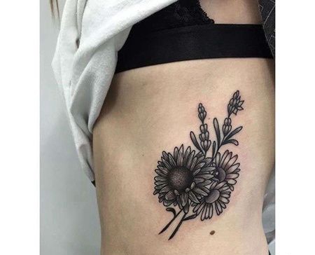 侧腰向日葵纹身图案