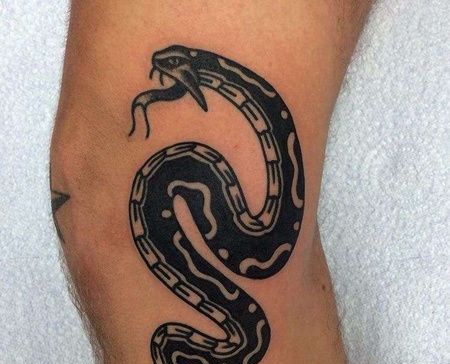 Old School胳膊蛇纹身图案