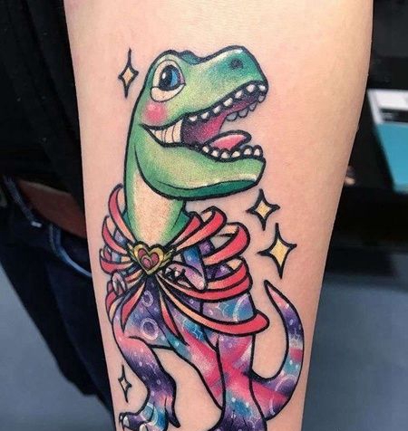 New School小臂恐龙纹身图案