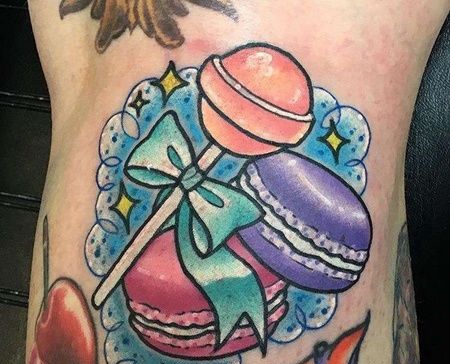 New School小腿甜甜圈纹身图案