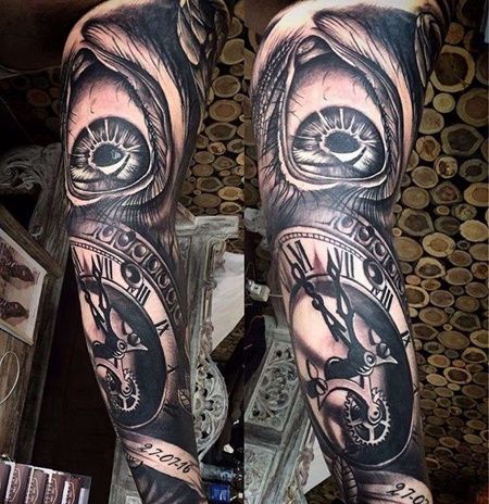 写实胳膊眼睛钟表纹身图案
