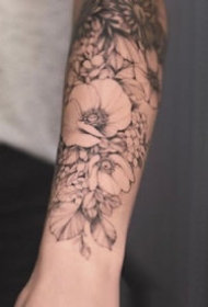 一组好看不夸张的素花纹身