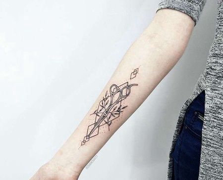 几何小臂剪刀纹身图案