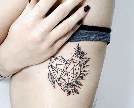 几何侧腰心纹身图案