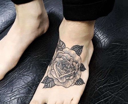 点刺脚背玫瑰纹身图案