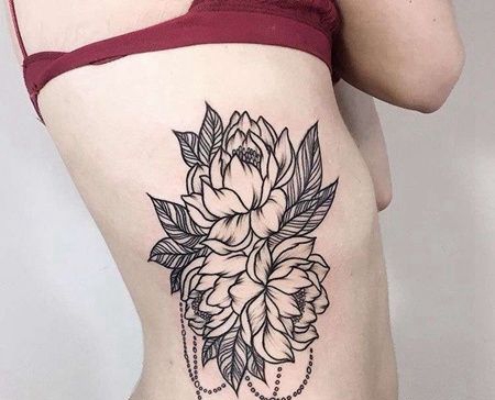 小腿侧腰花卉纹身图案