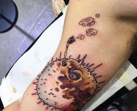 日式大臂河豚纹身图案