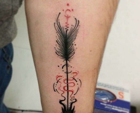 泼墨小臂箭纹身图案