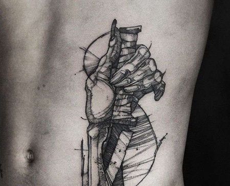 点线腹部手匕首纹身图案