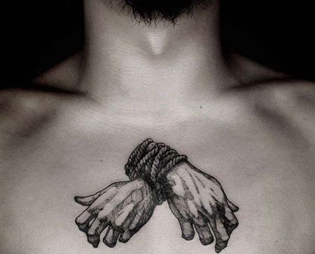 点线前胸手纹身图案