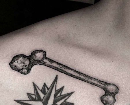 点线锁骨骨头纹身图案