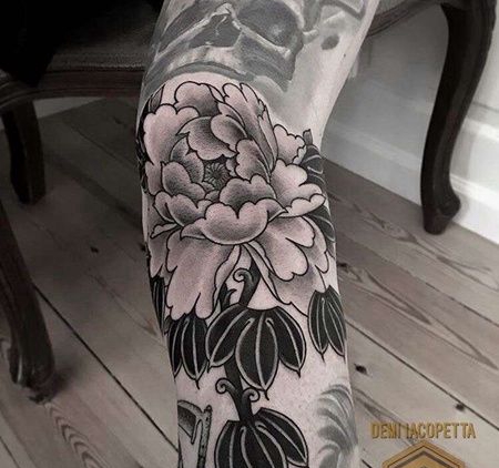 新传统小臂花卉纹身图案