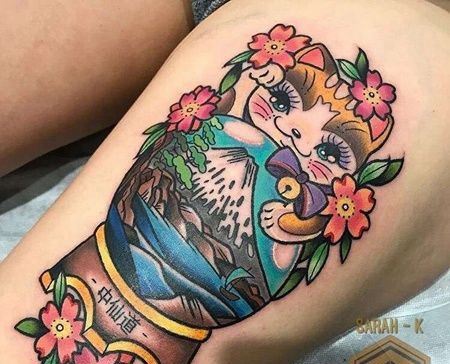 New School大腿猫雪山纹身图案