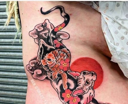 日式侧腰猫纹身图案