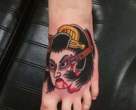 日式脚背女人纹身图案