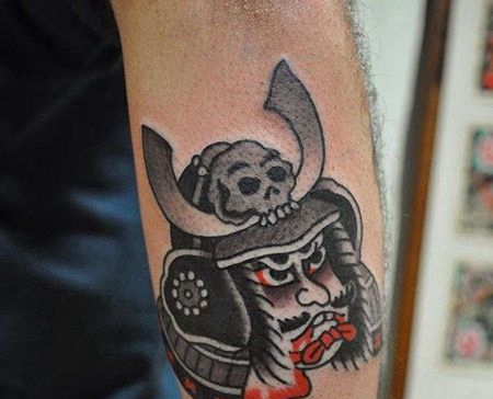 日式小臂鬼武士纹身图案