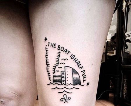 Old School大腿潜水艇纹身图案