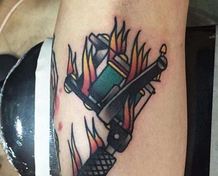 Old School小臂纹身机纹身图案