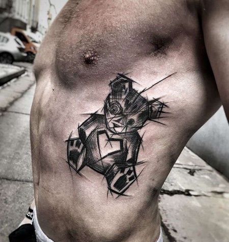 线条侧腰玩具熊纹身图案