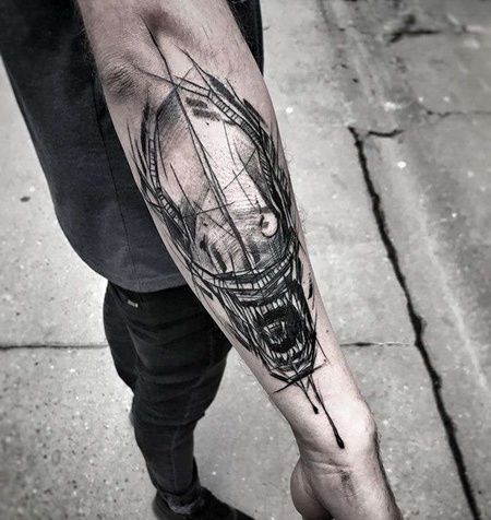 线条小臂异形纹身图案