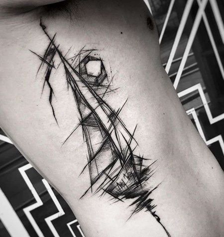 线条侧腰帆船纹身图案