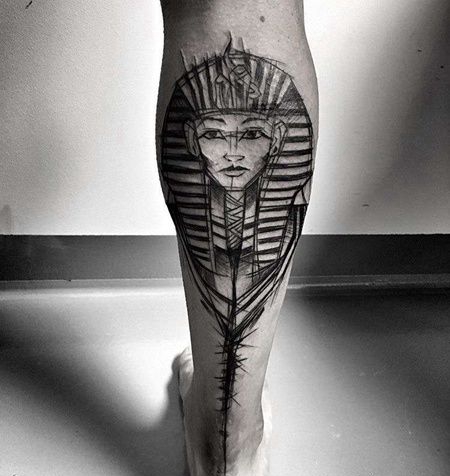 线条小腿法老纹身图案