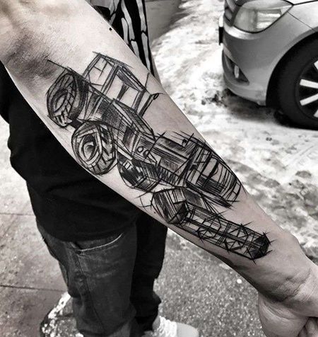 线条小臂拖拉机纹身图案
