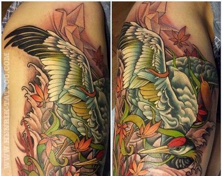 新传统大腿鹤纹身图案