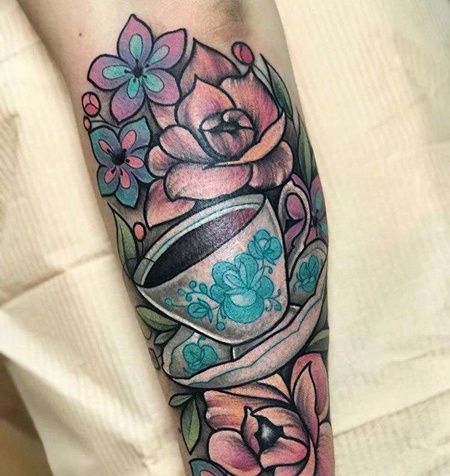 New School小臂花卉杯子纹身图案