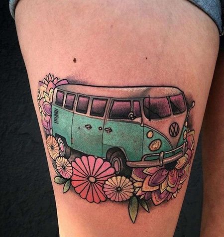 New School大腿汽车纹身图案