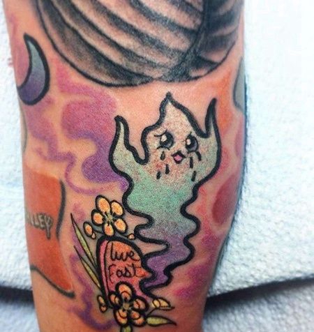 New School大腿幽灵纹身图案