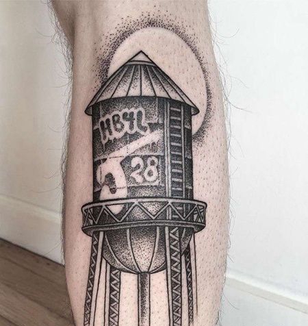 点刺小腿水桶纹身图案