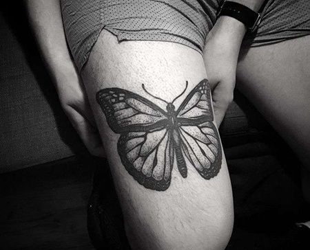 大腿蝴蝶纹身图案