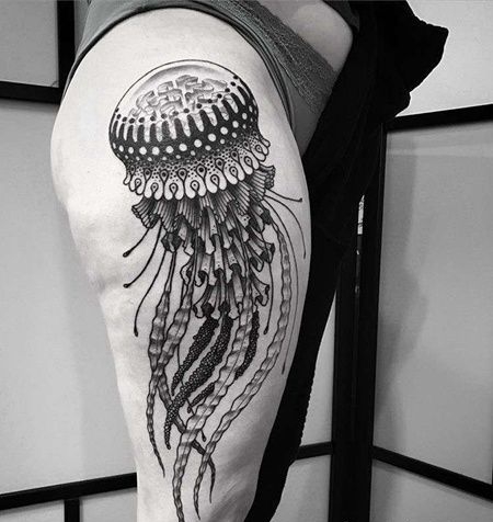 大腿水母纹身图案