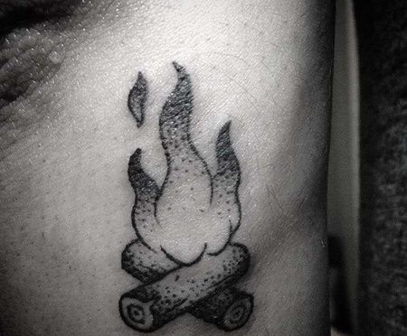小清新小臂火堆纹身图案