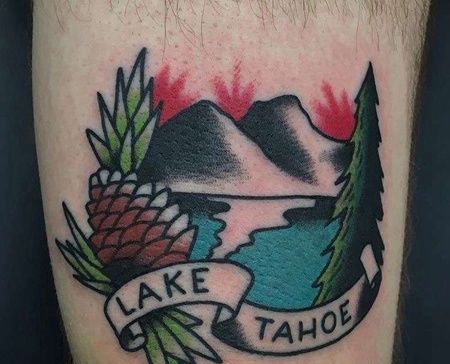 大腿山纹身图案