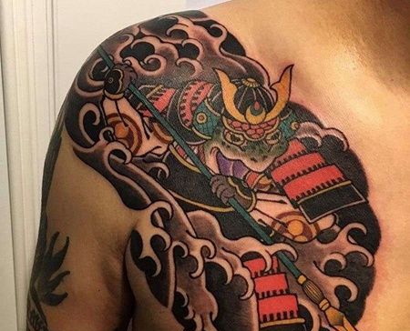 日式前胸青蛙纹身图案