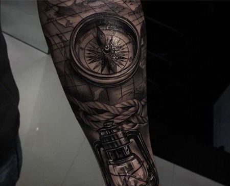 写实小臂油灯指南针纹身图案