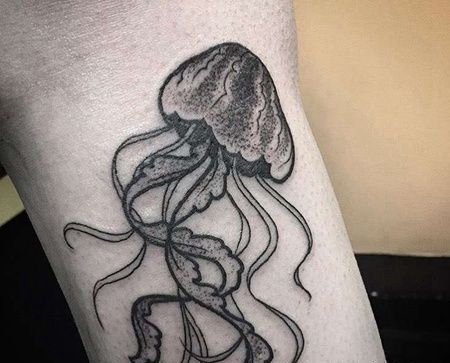 小腿水母纹身图案