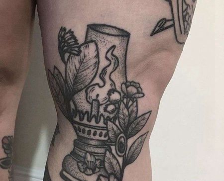 Old School大腿油灯纹身图案