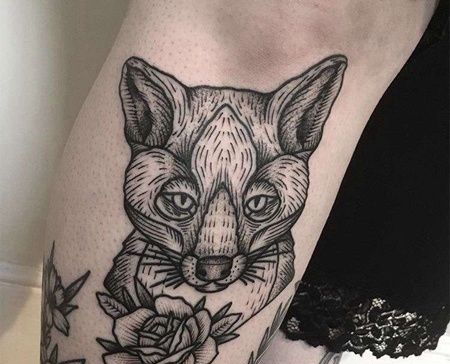 线条小腿狐狸纹身图案