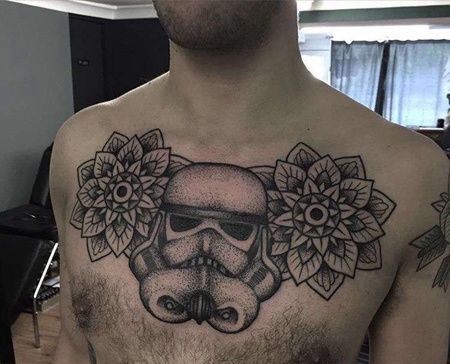 Old School前胸繁花黑武士纹身图案