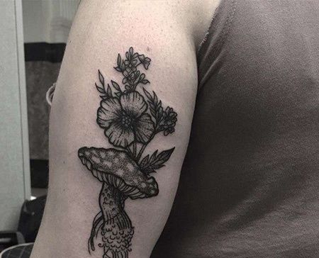 New School大臂蘑菇纹身图案