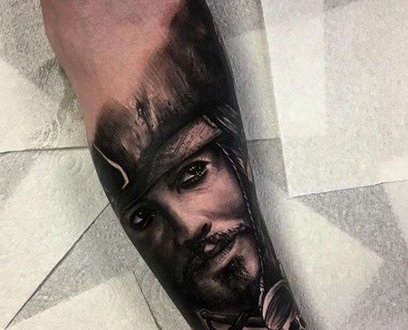 写实小臂加勒比海盗杰克船长纹身图案