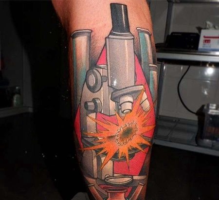 New School小臂显微镜纹身图案