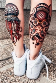 小腿前后面的一组oldschool纹身风格成对纹身图片