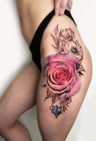 欧美花卉写实的18款花朵纹身作品
