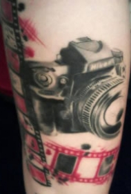 纹身相机图 几款关于摄影照相机的纹身图片