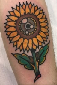向阳花纹身 夏日一组艳丽的向日葵纹身图片