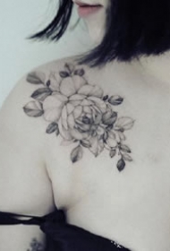 一组适合女生的清新纹身图案